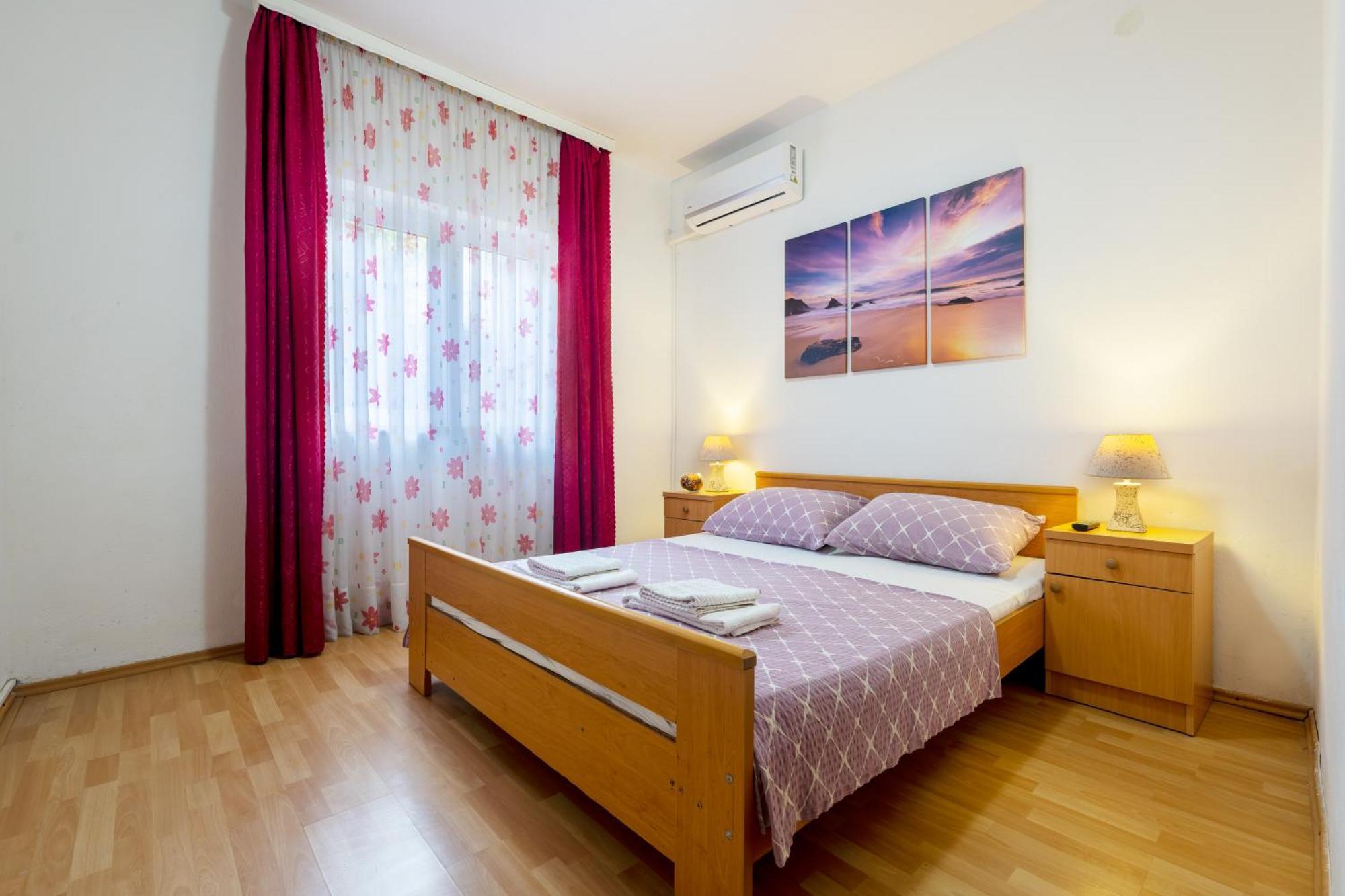 Apartments And Rooms Breeze 内乌姆 客房 照片